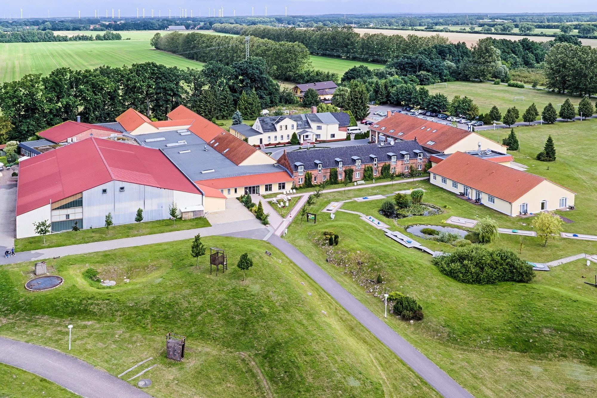 Vista Exterior Sport- & Vital-Resort Neuer Hennings Hof