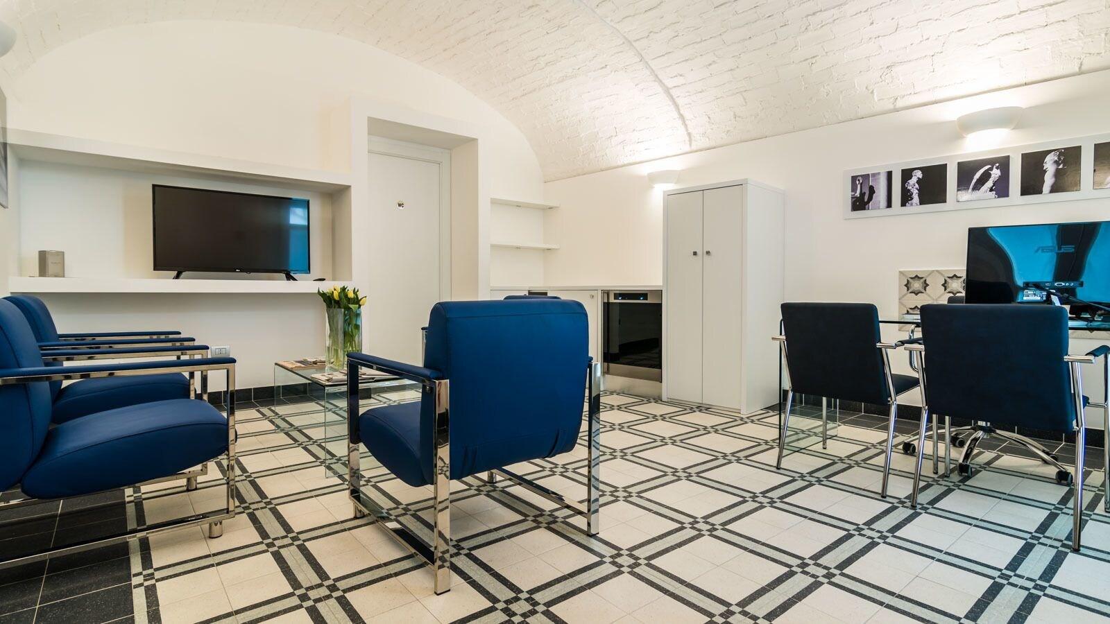 Vista Lobby Cafe Bleu Relais