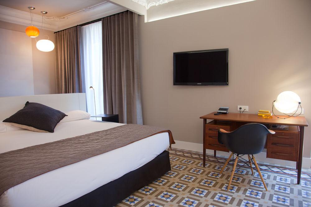 Hotel Alexandra Barcelona Hotel, Curio Collection by Hil