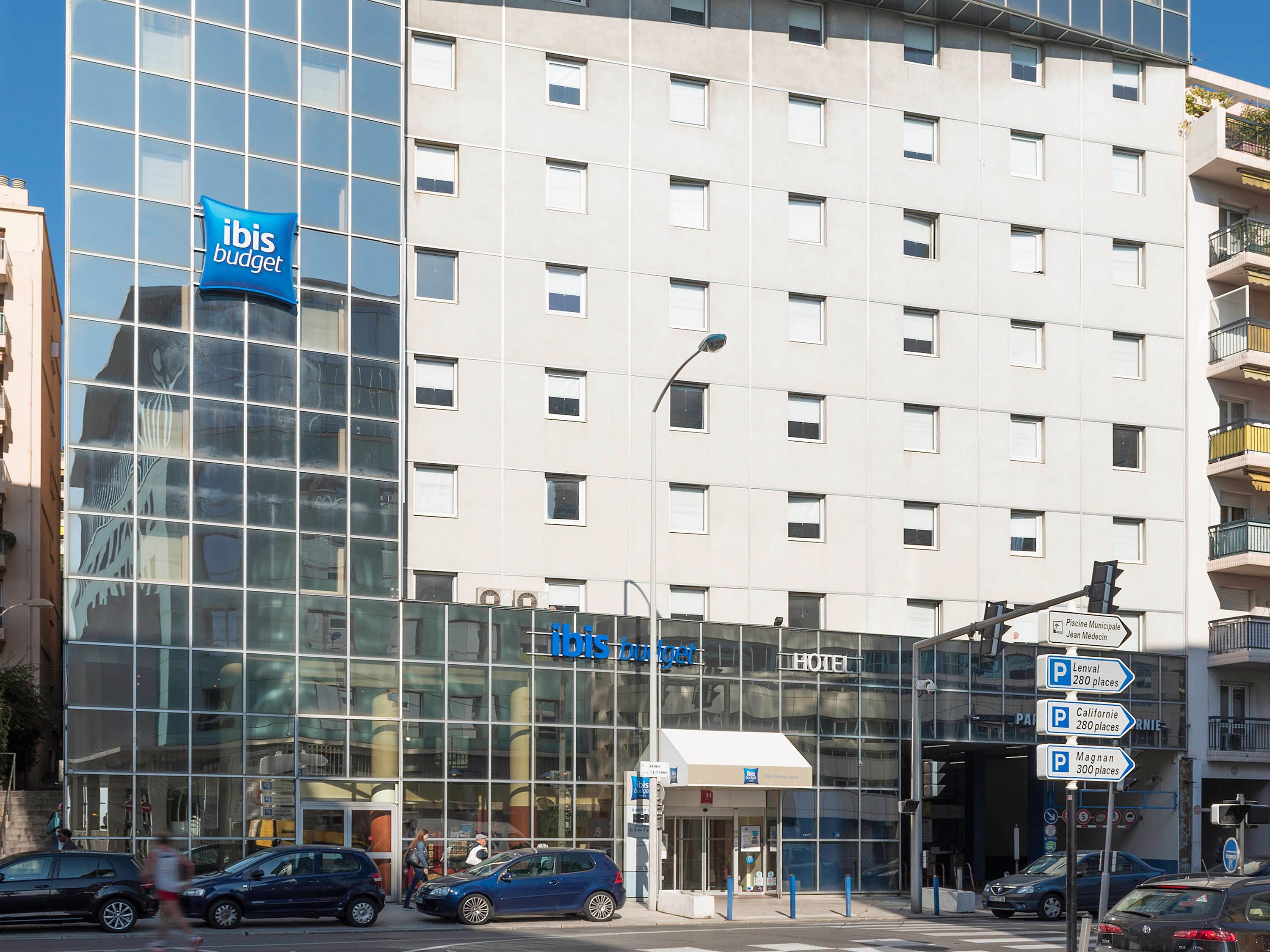 Vista Exterior ibis budget Nice Californie Lenval
