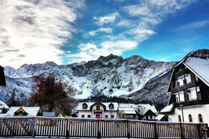 Alojamiento - Vila Koman