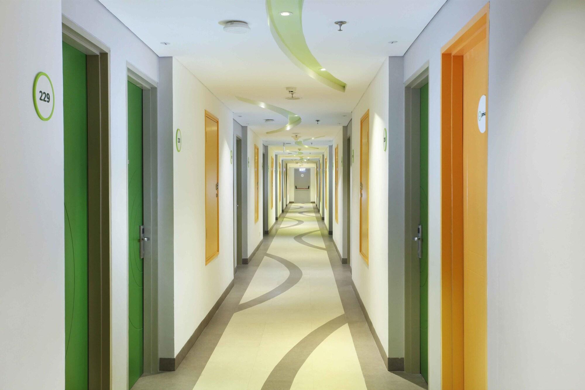 Varios Zest Airport Jakarta by Swiss-Belhotel International