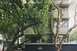 Alojamiento - The Kin Hotel