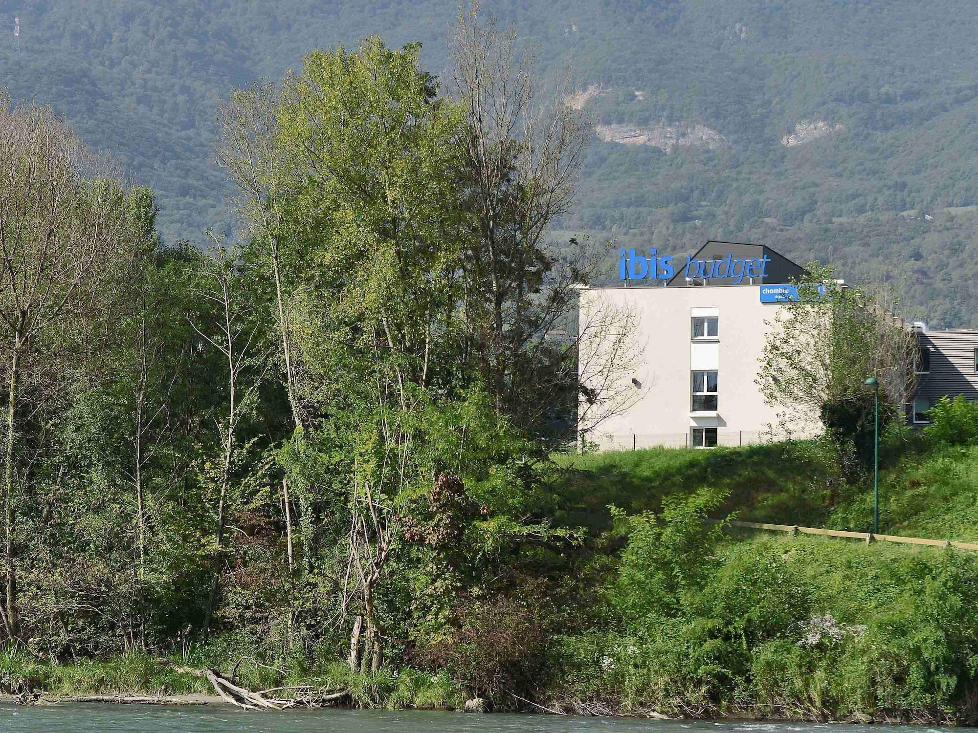 Vista Exterior ibis budget Grenoble Sud Seyssins