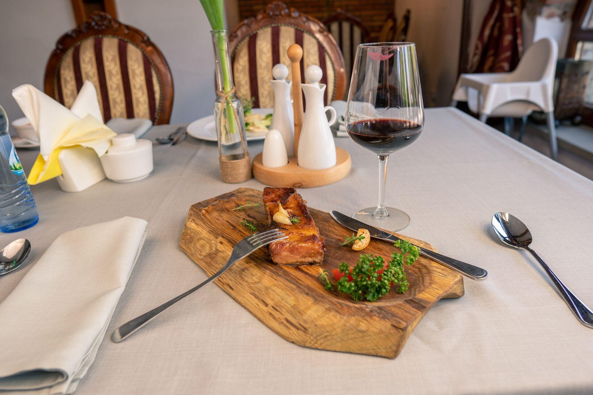 Restaurant Folwark Stara Winiarnia