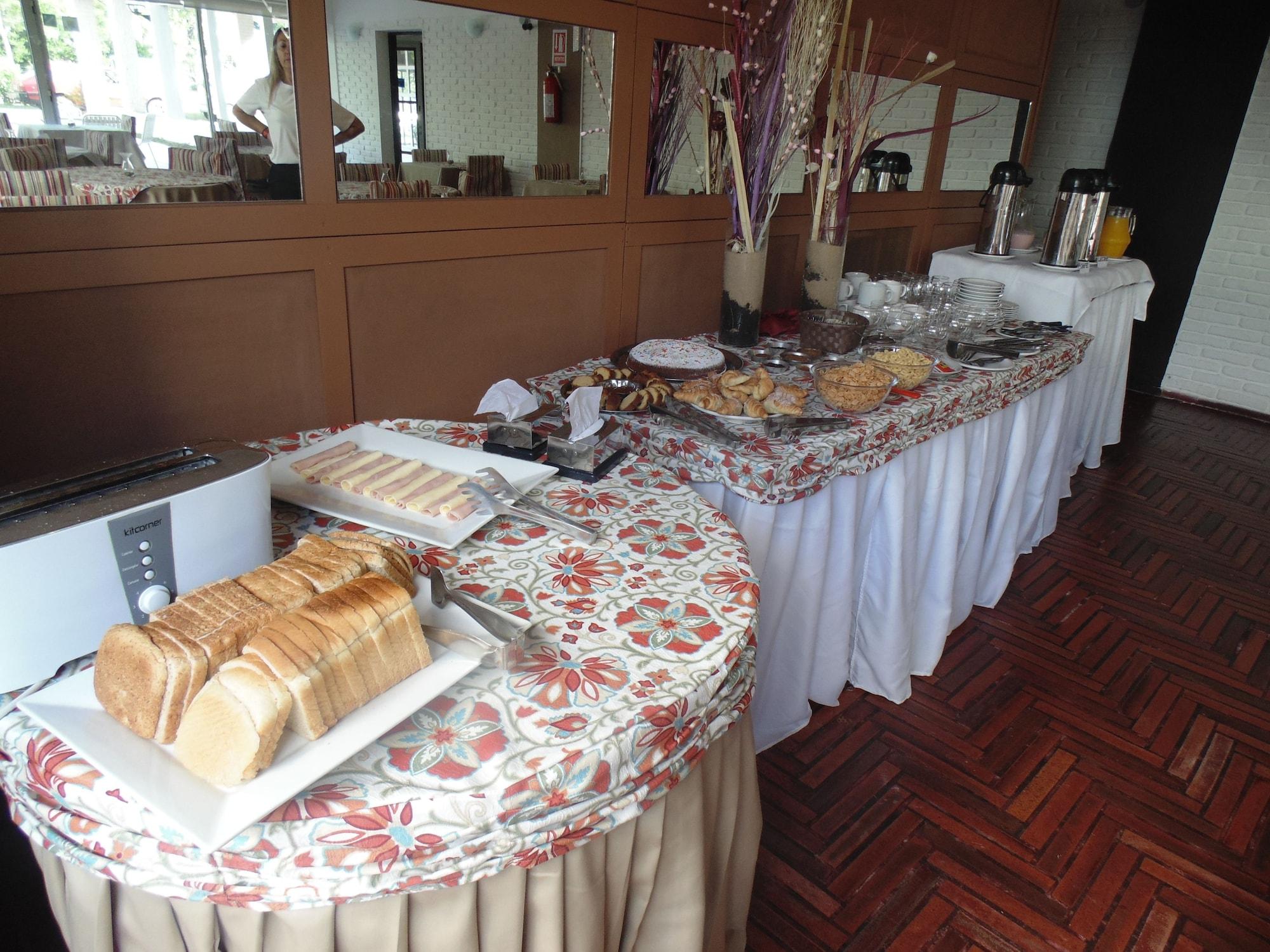 Restaurant Hotel New Success
