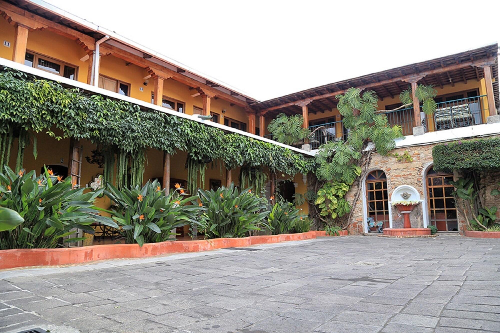 Vista Exterior Hotel Casa de las Fuentes