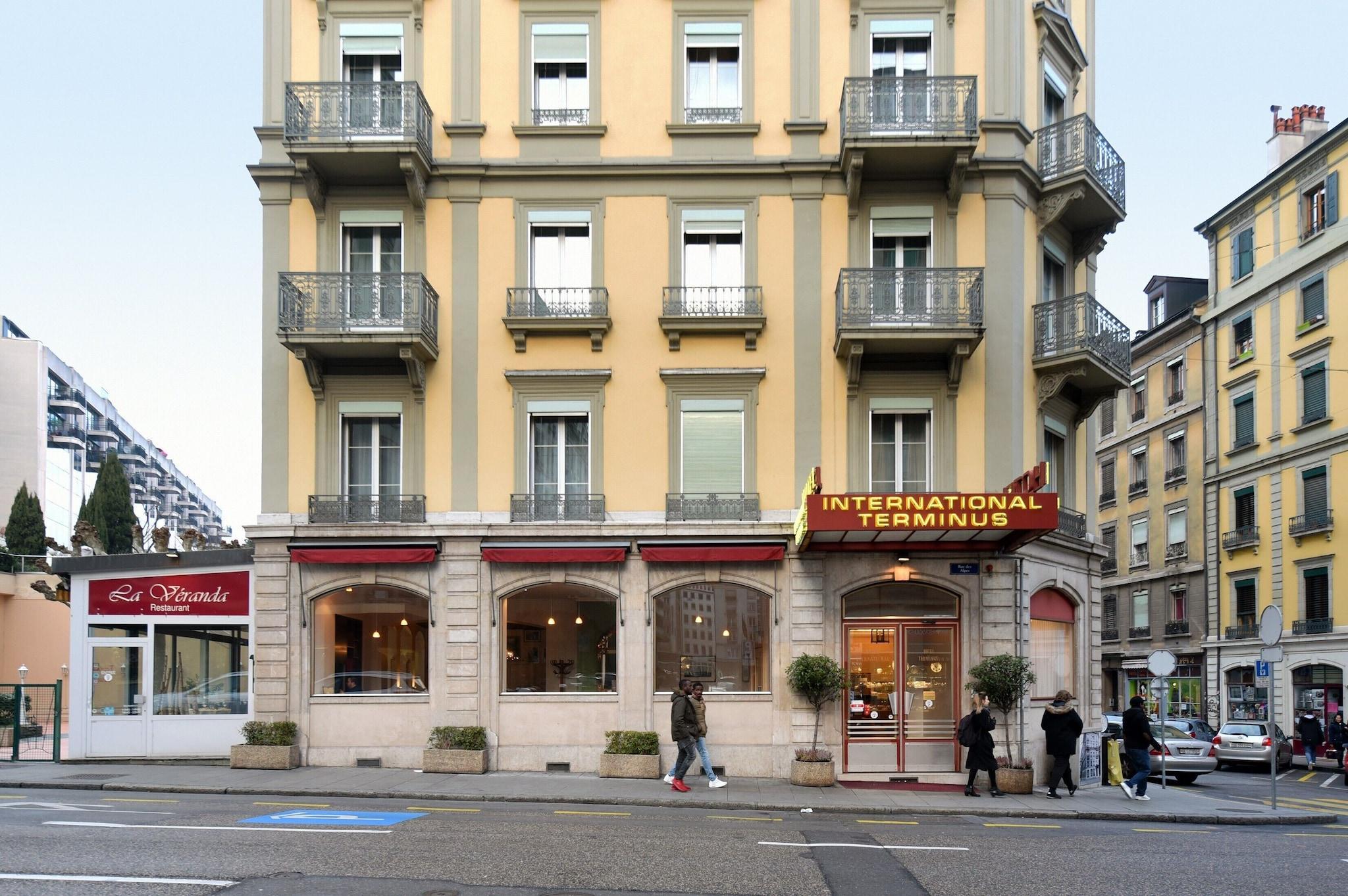 Vista Exterior Hôtel International & Terminus