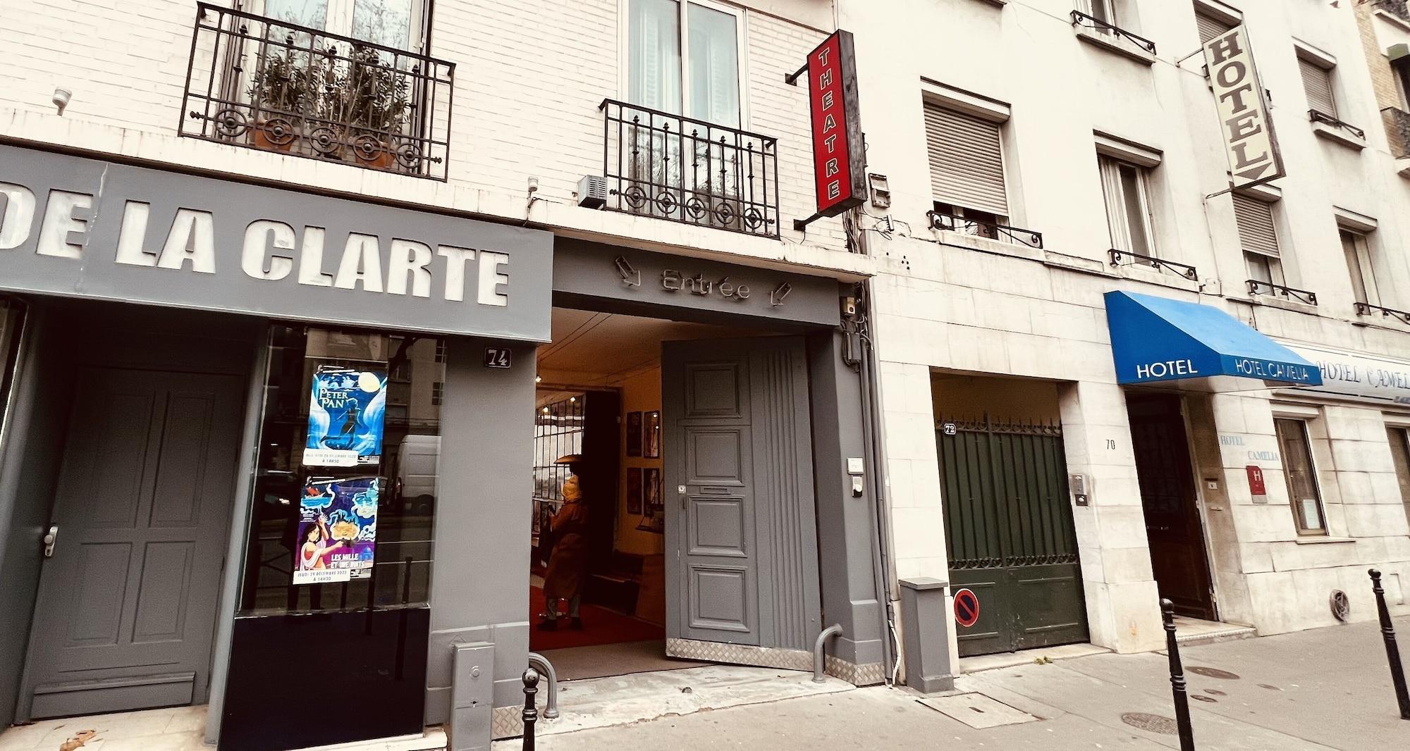 Vista Exterior HÔTEL CAMÉLIA