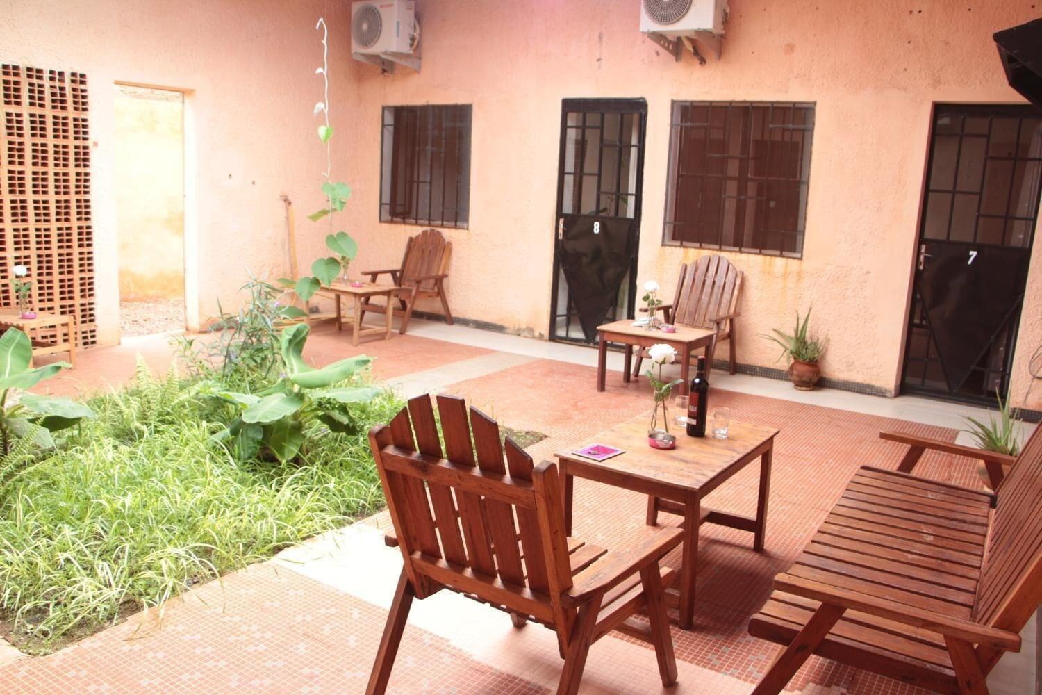 Equipamiento de Habitación Ouaka Hotel