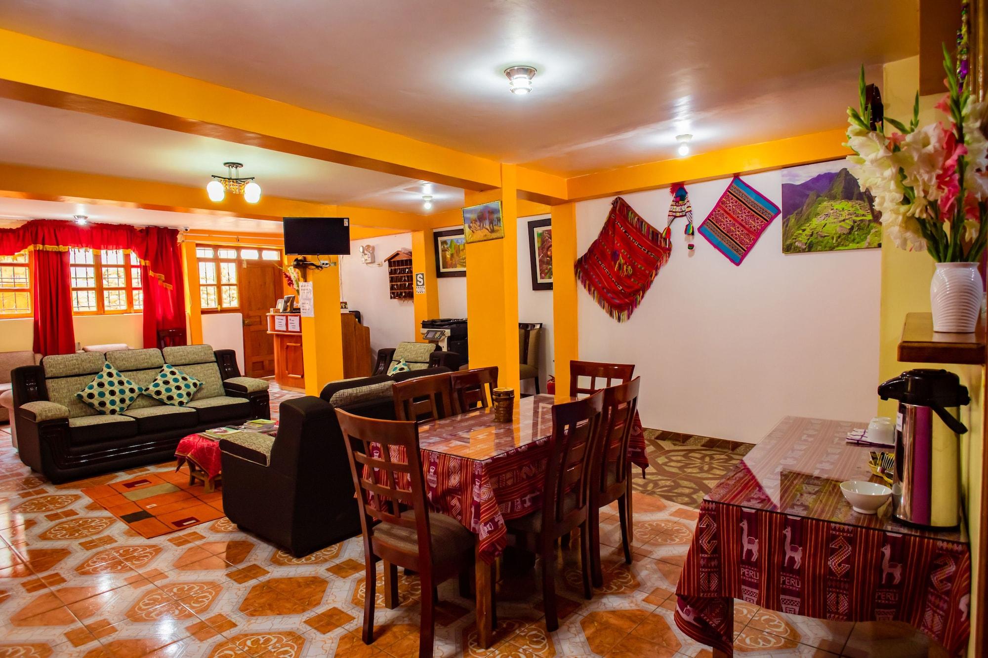 Vista Lobby Intitambo Hotel