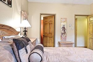 Alquiler Vacacional - Lift Tickets Ground Floor Pool, Hot Tubs, Near Mtn, Fireplace Shuttle