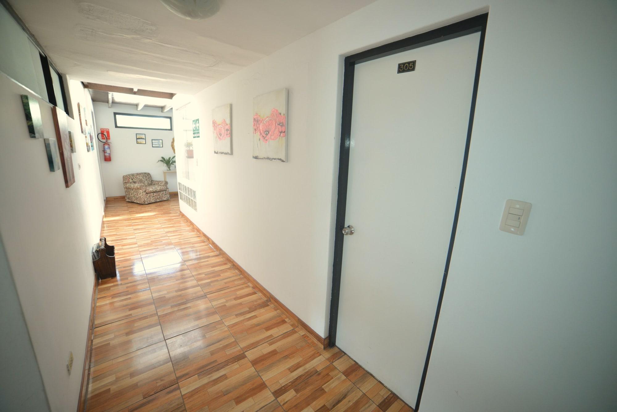 Varios Residencial Carlos