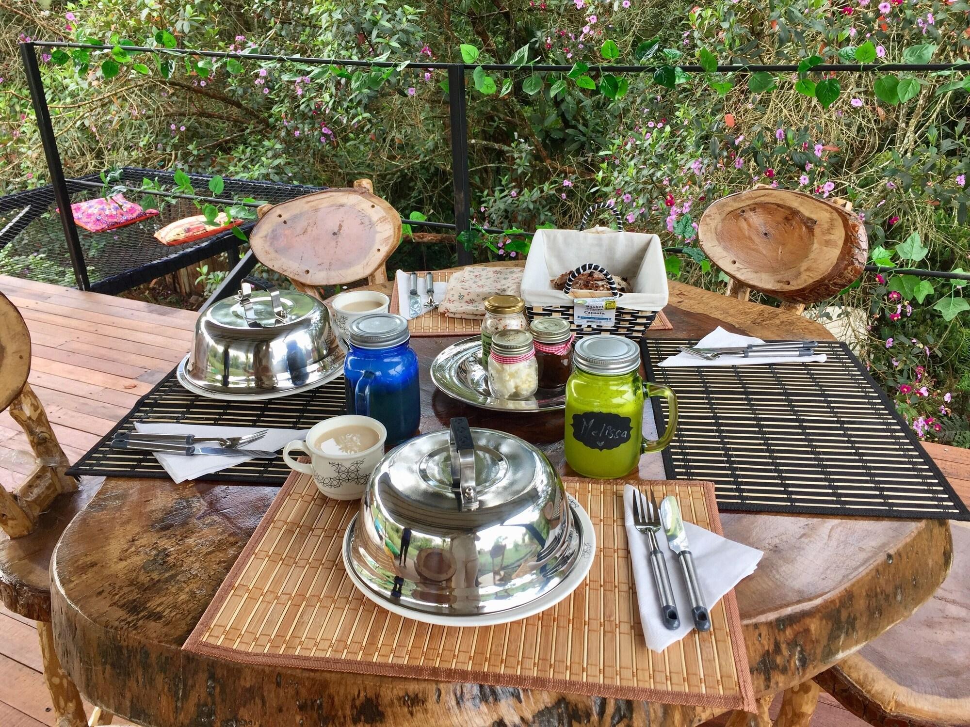 Restaurant Mot Mot Glamping