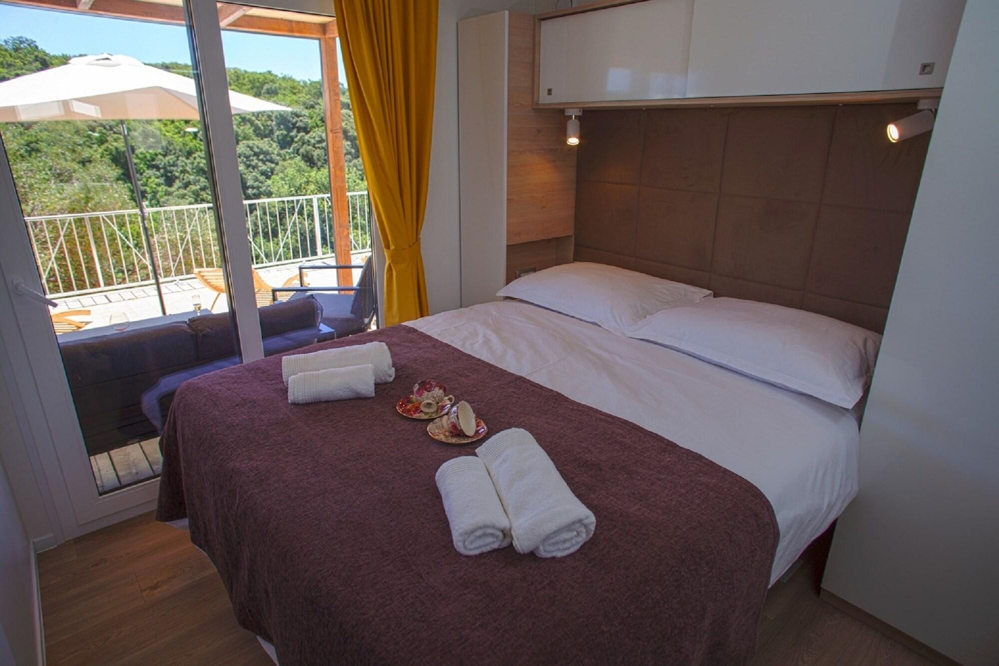 Habitación Lastura Aparthotel & Mobile Homes