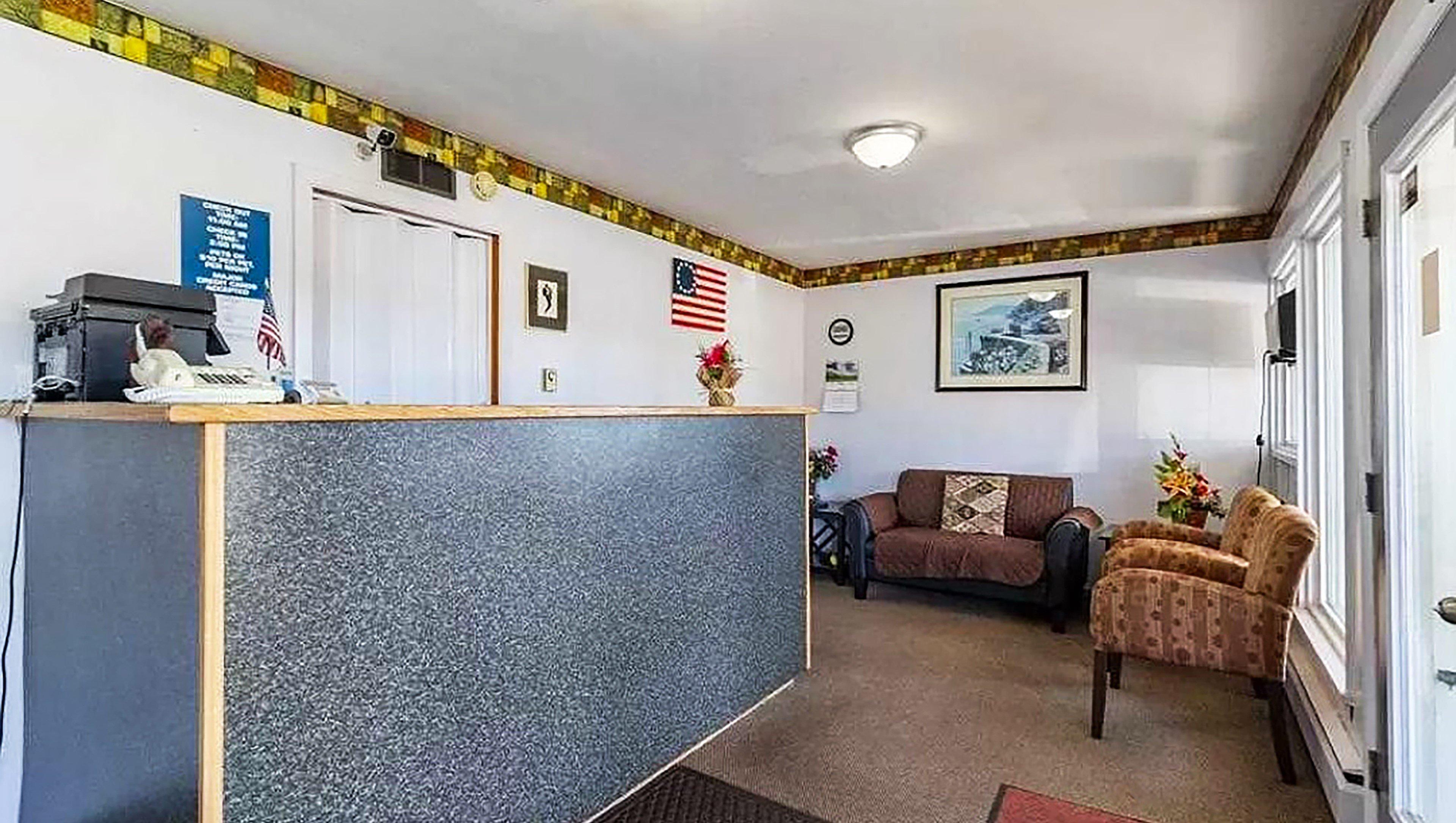 Vista Lobby Best Travel Inn Philipsburg