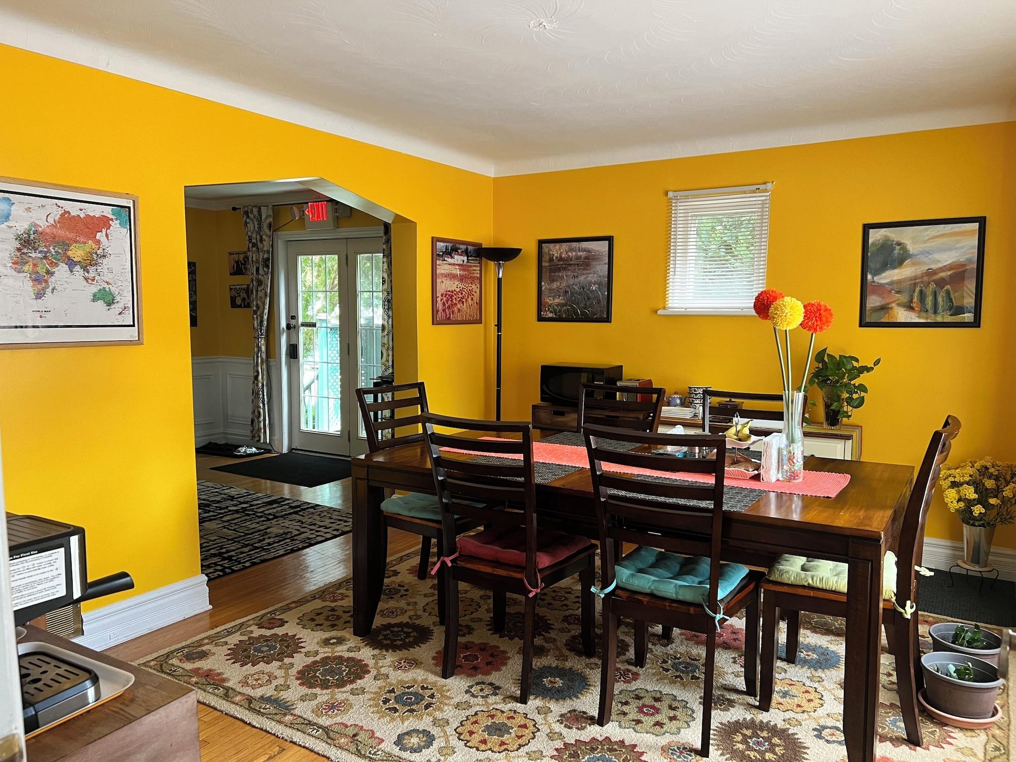 Restaurant Cozy House B&B