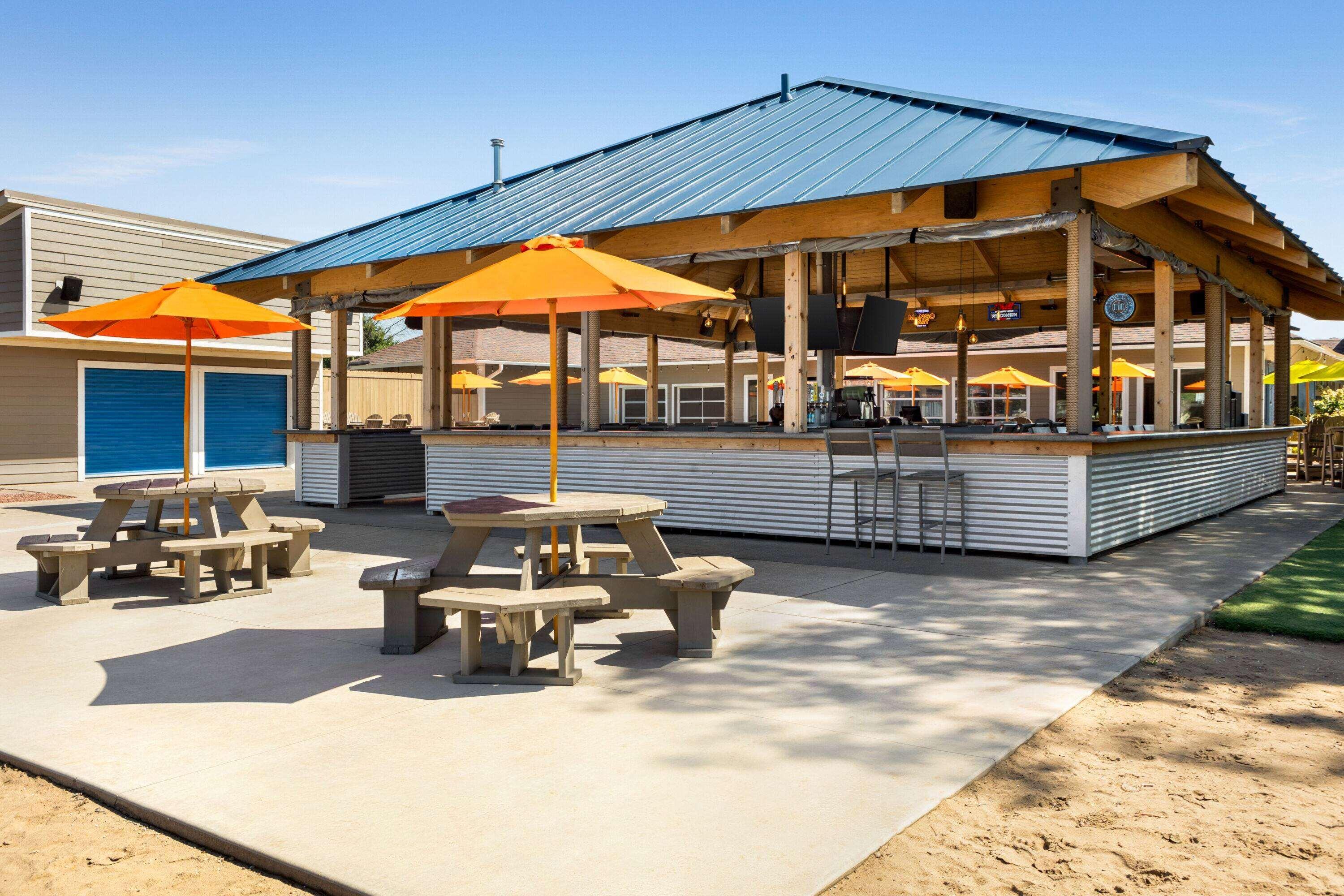 Restaurant AmericInn by Wyndham La Crosse Riverfront-Conference Center