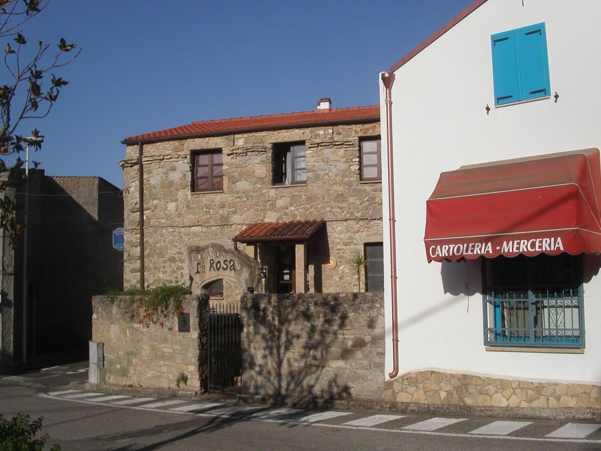 Vista Exterior Locanda La Rosa