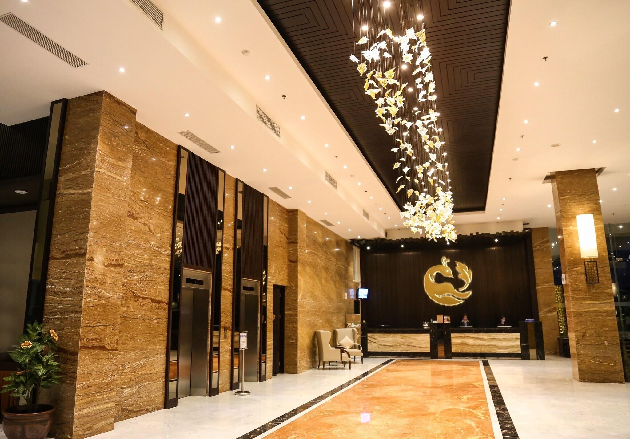 Vista Lobby Gets Hotel Semarang