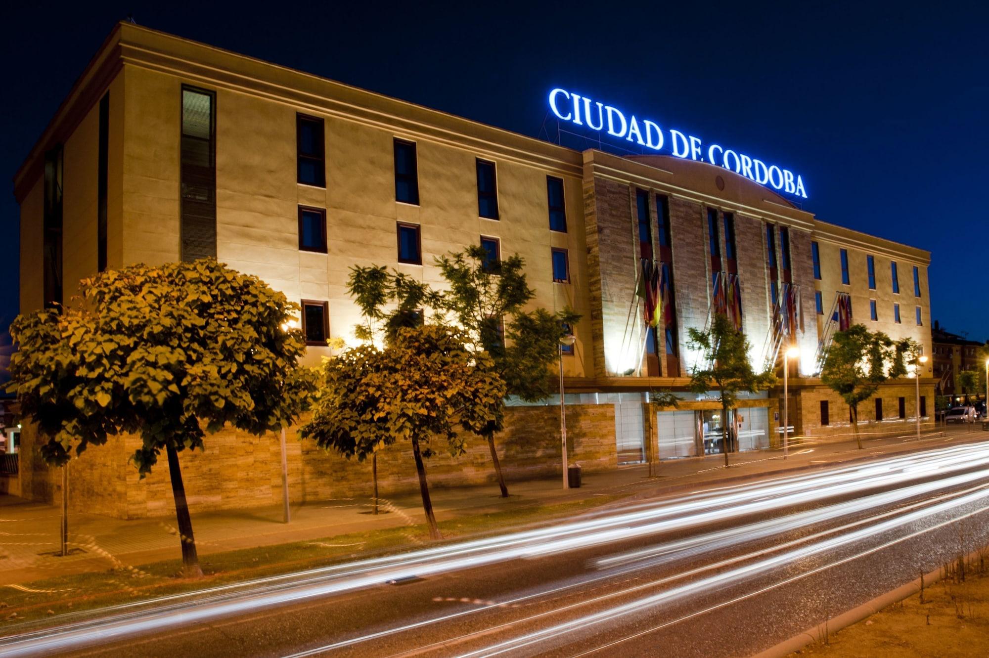 Vista Exterior Hotel Exe Ciudad de Cordoba