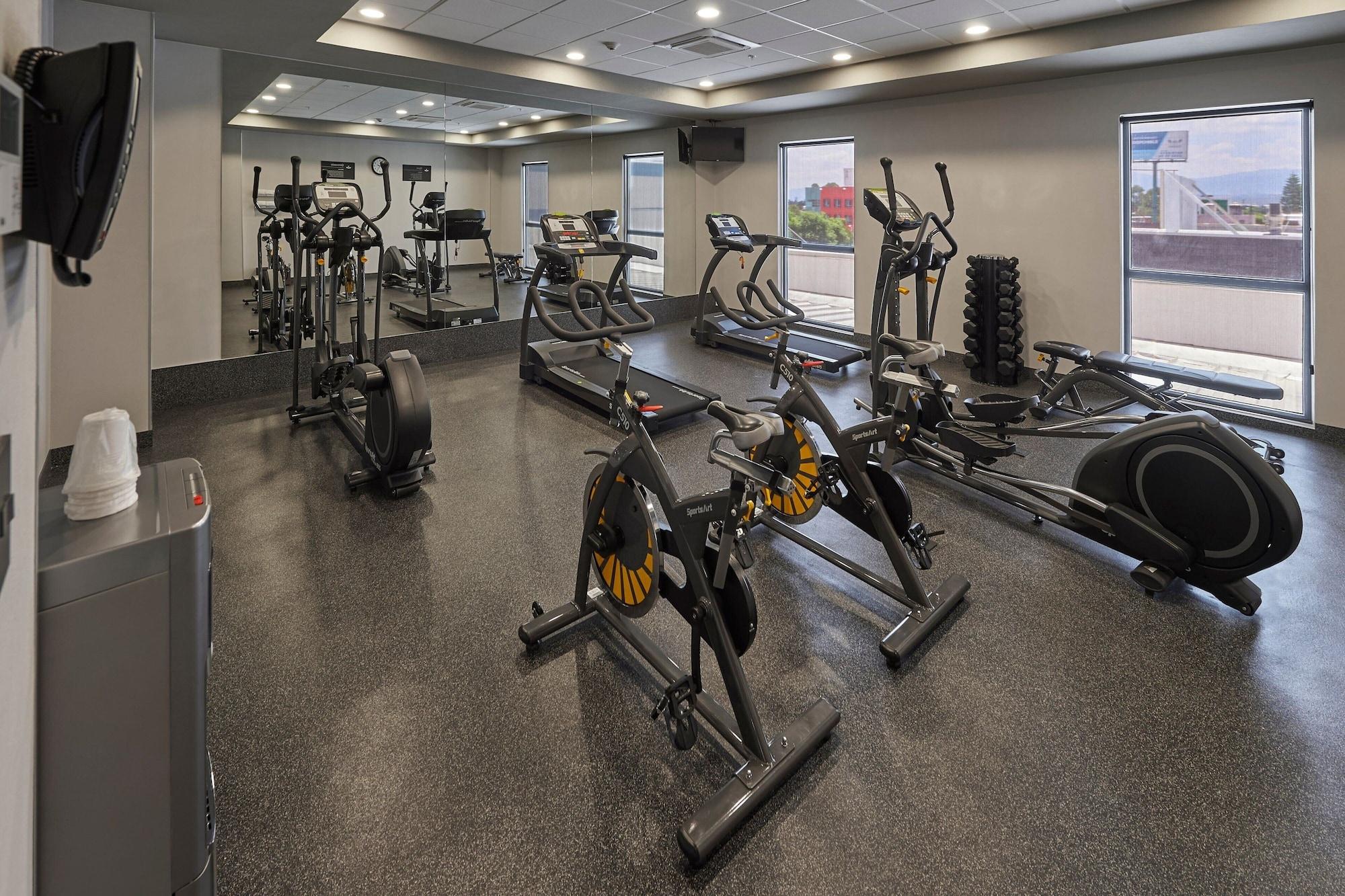 Gimnasio City Express by Marriott Ciudad de México Tlalnepantla