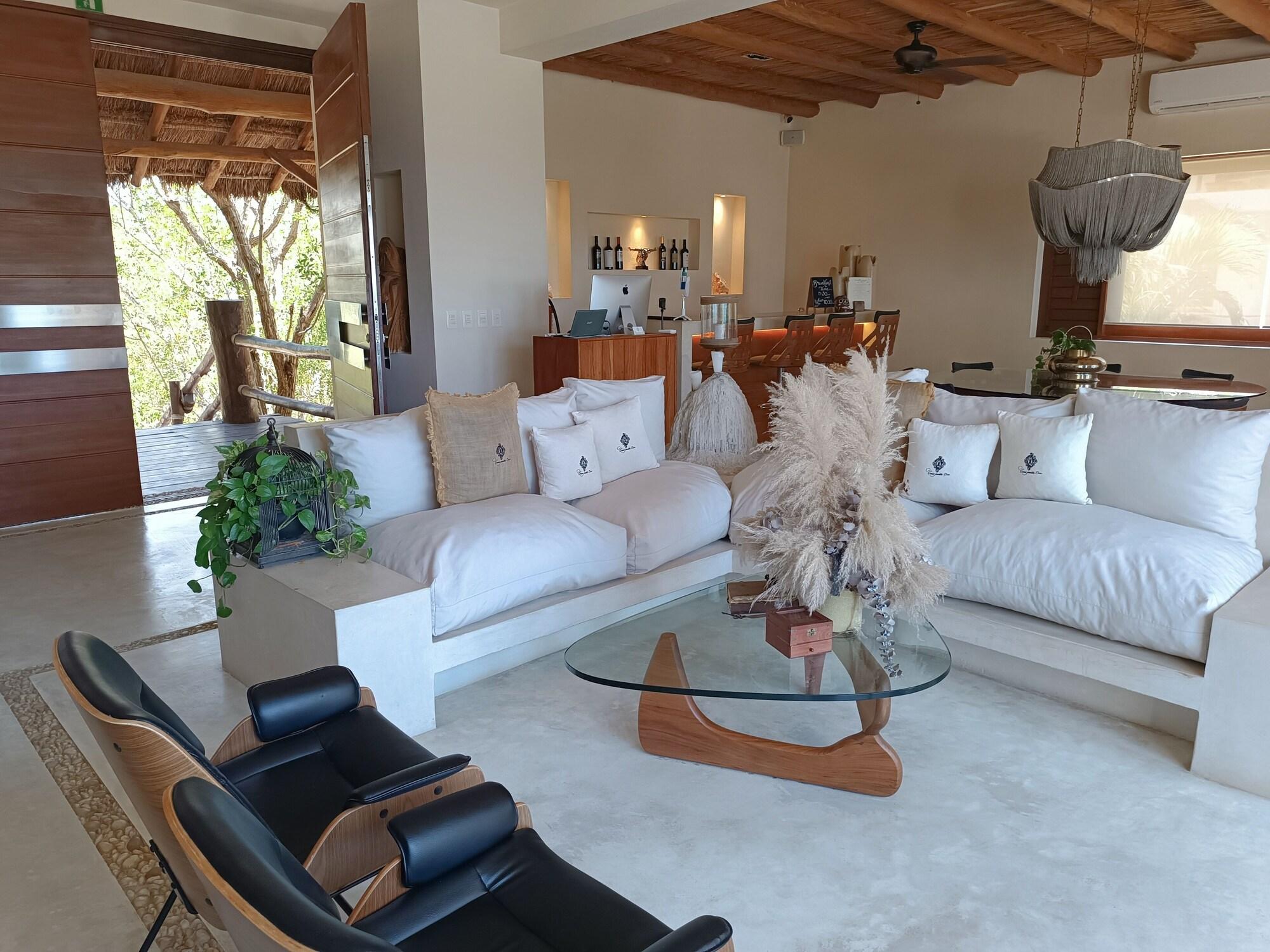 Vista Lobby Casa Punta Coco & Beach Club