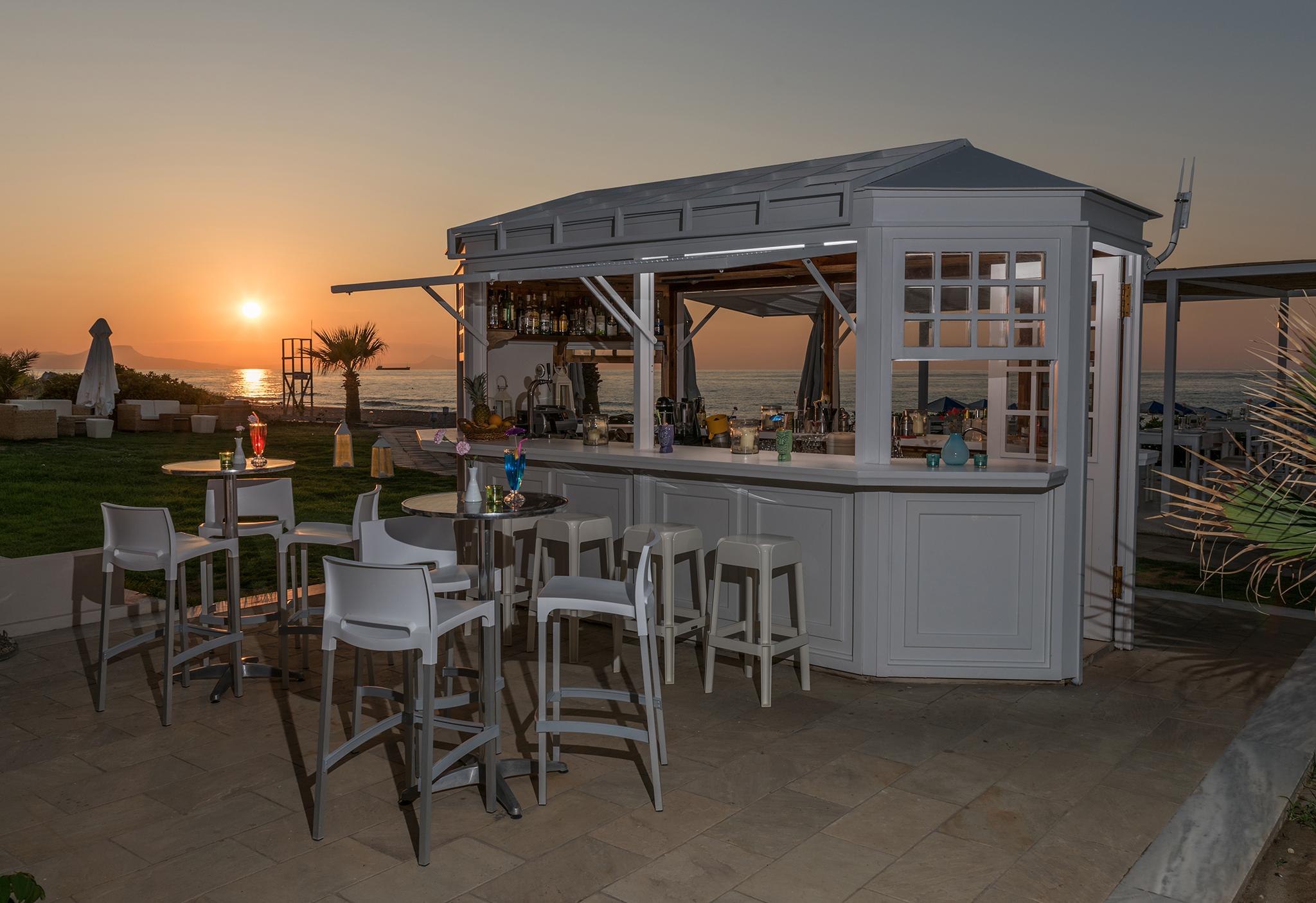 Bar/Salón Iperion Beach
