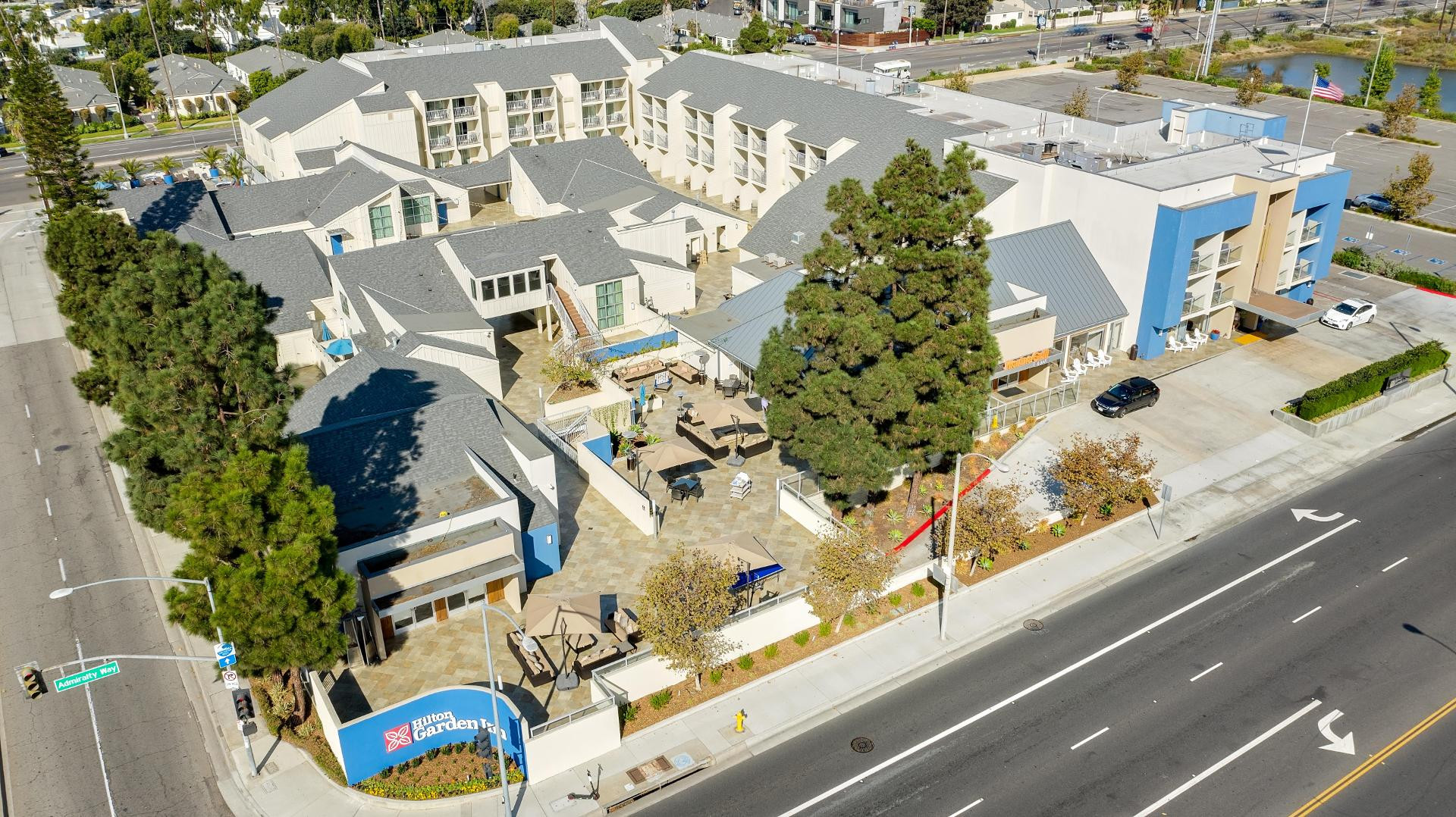 Vista Exterior Hilton Garden Inn Marina Del Rey