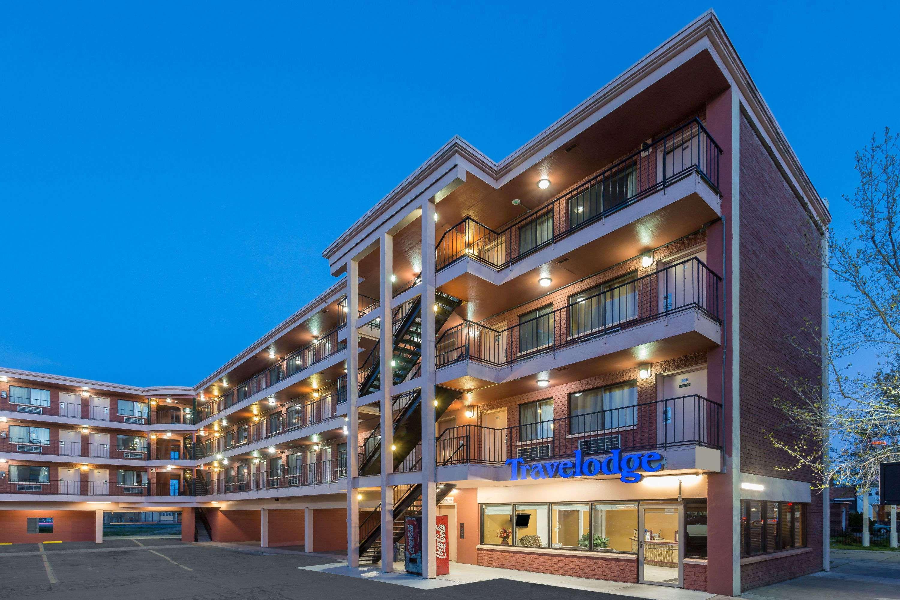 Vista Exterior Travelodge by Wyndham Reno Downtown