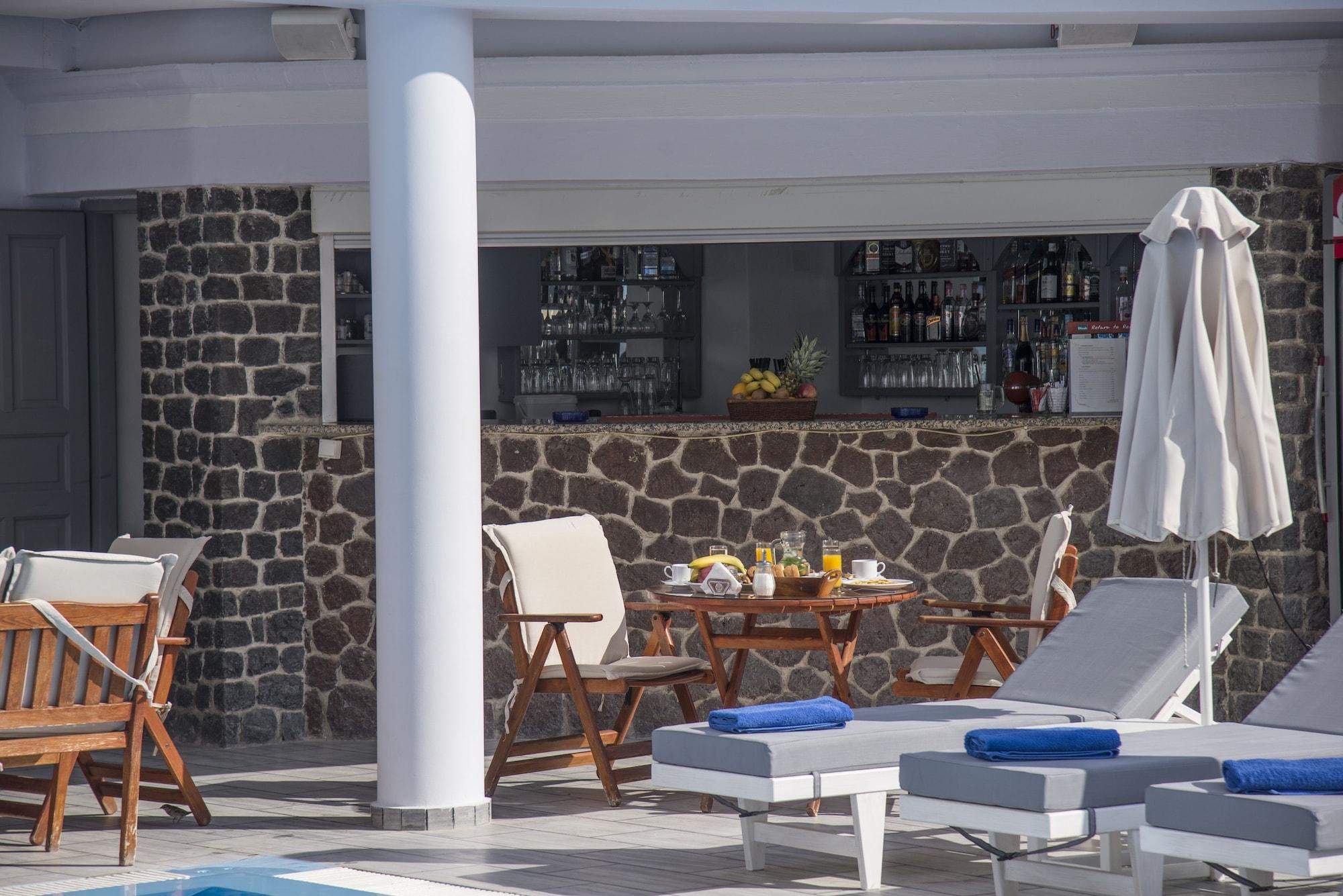 Bar/Salón Blue Waves Hotel