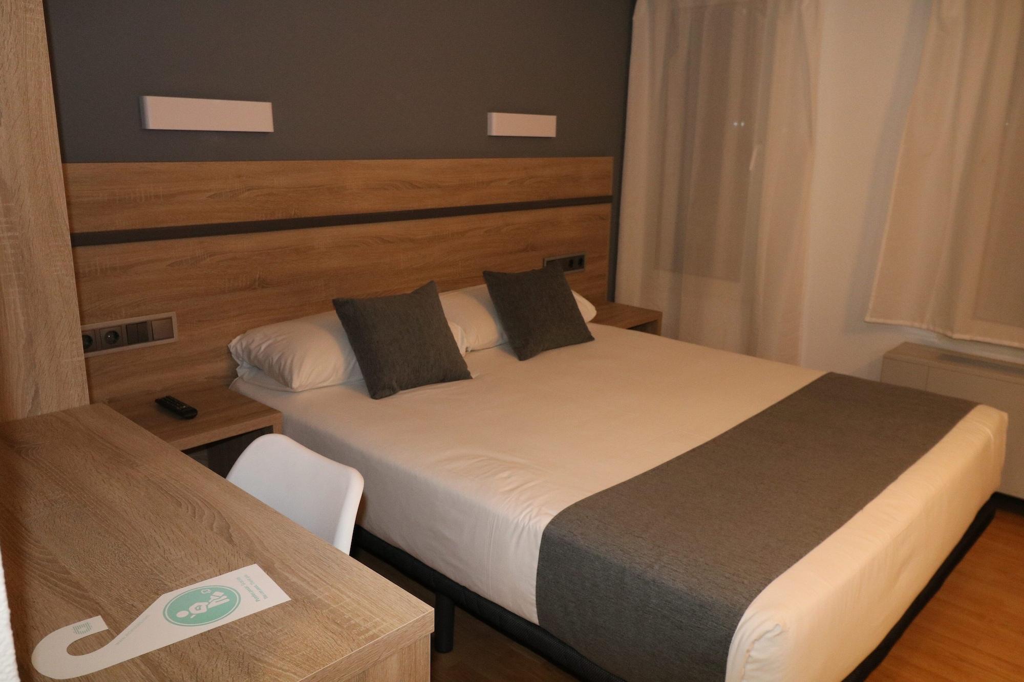 Varios Hostal Alda Palencia Plaza