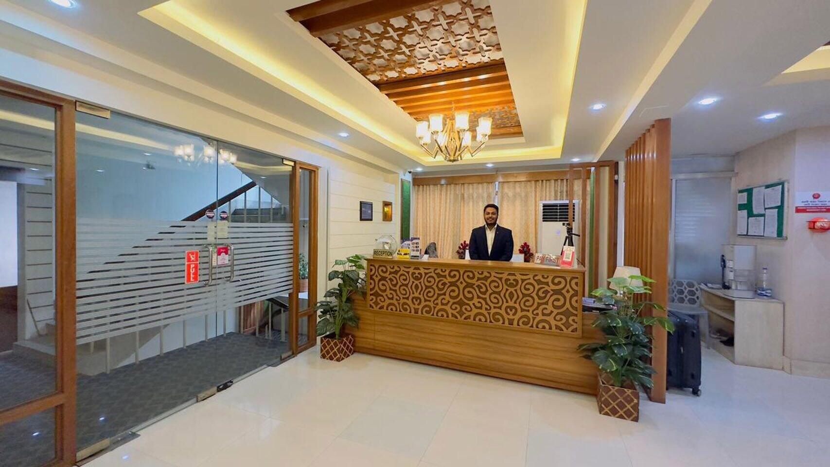 Vista Lobby Hotel Grand Circle Inn