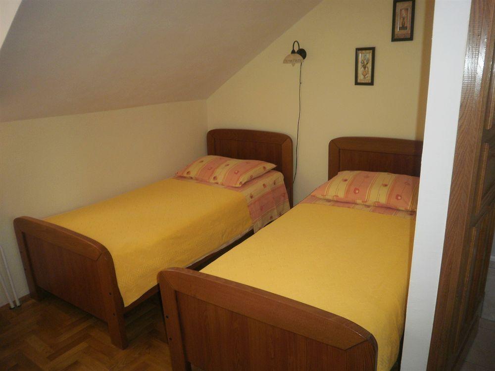 Habitación Palace Stafileo
