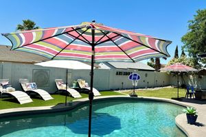 Alquiler Vacacional - Stadium Backyard Oasis: Heated Pool Game Rm, Golden Tee, Spring Training Fun,KQQ