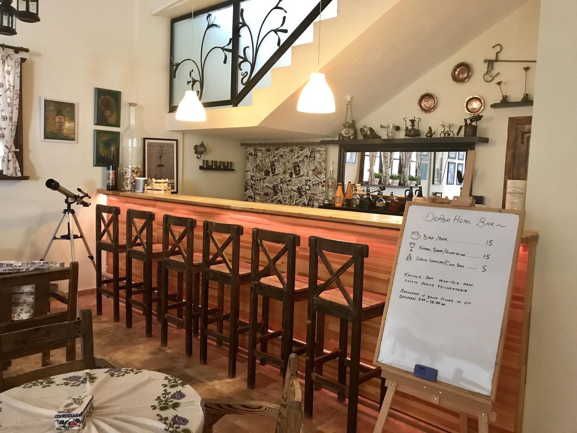 Bar/Salón Doada Hotel