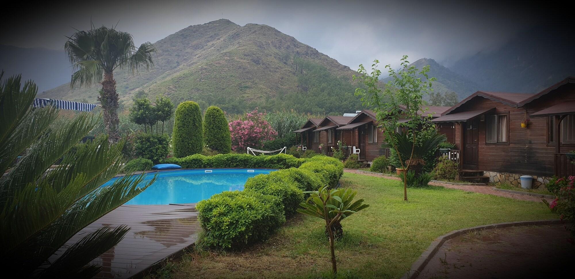 Varios Ada Boutique Hotel