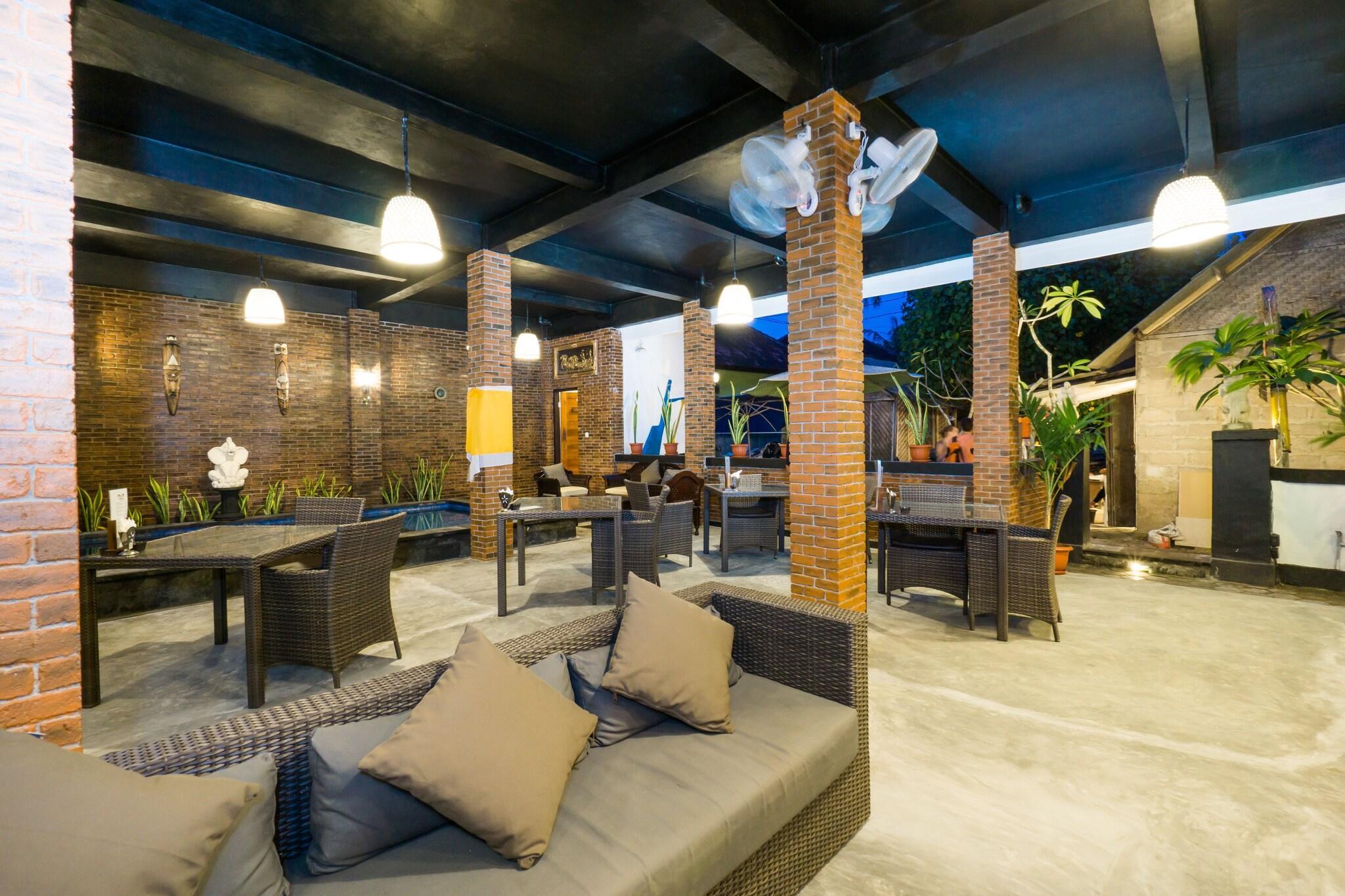 Vista Exterior Nyuh Gading Home Stay Lembongan