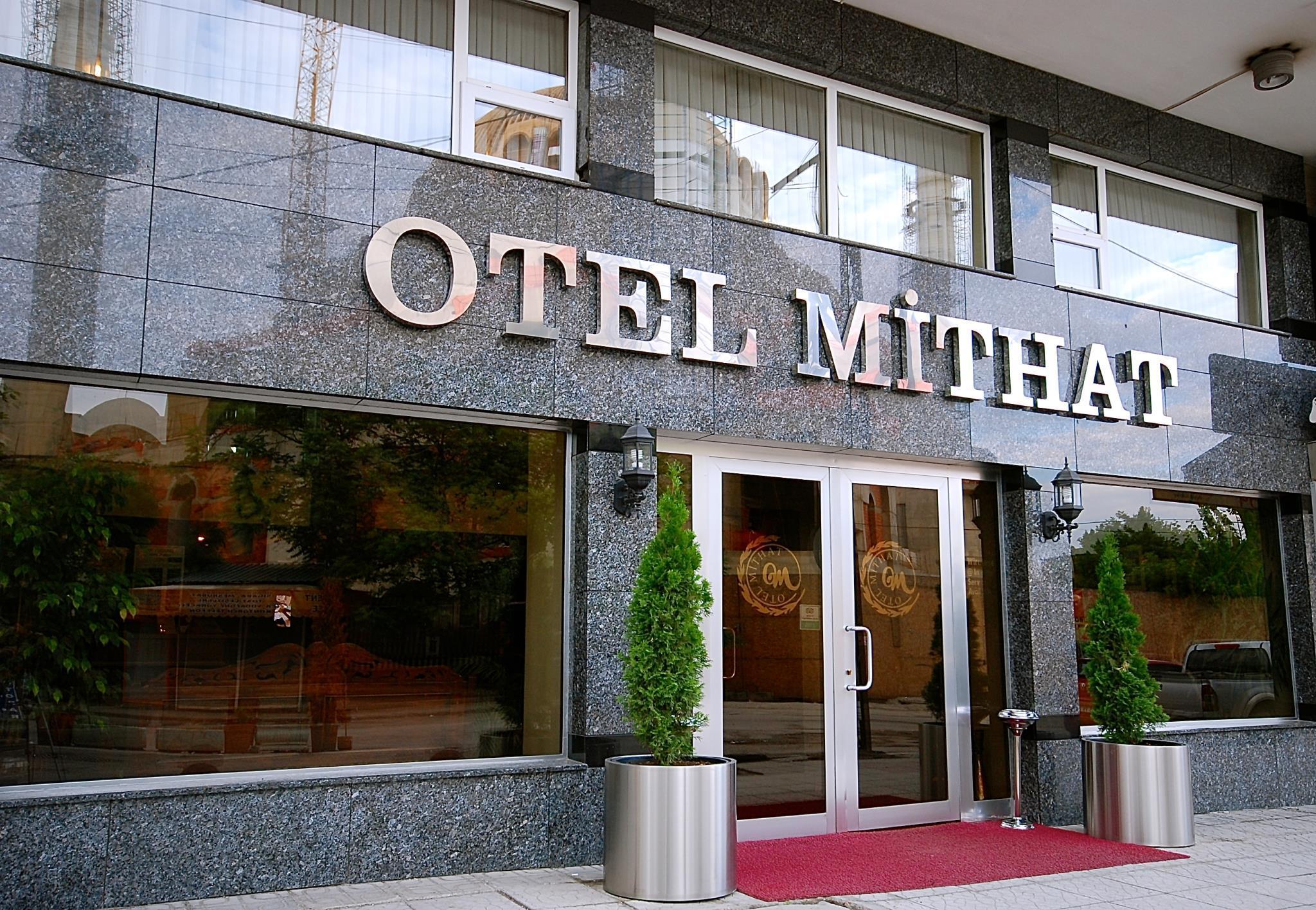 Vista Exterior Hotel Mithat