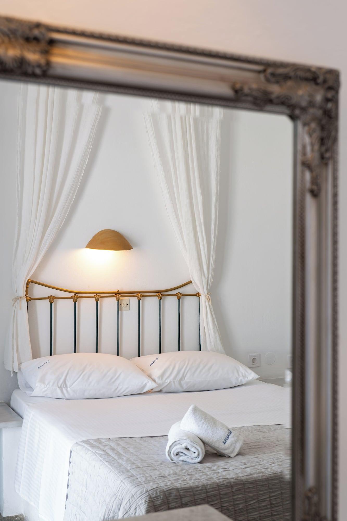 Habitación Naoussa Hotel Paros by Booking Kottas