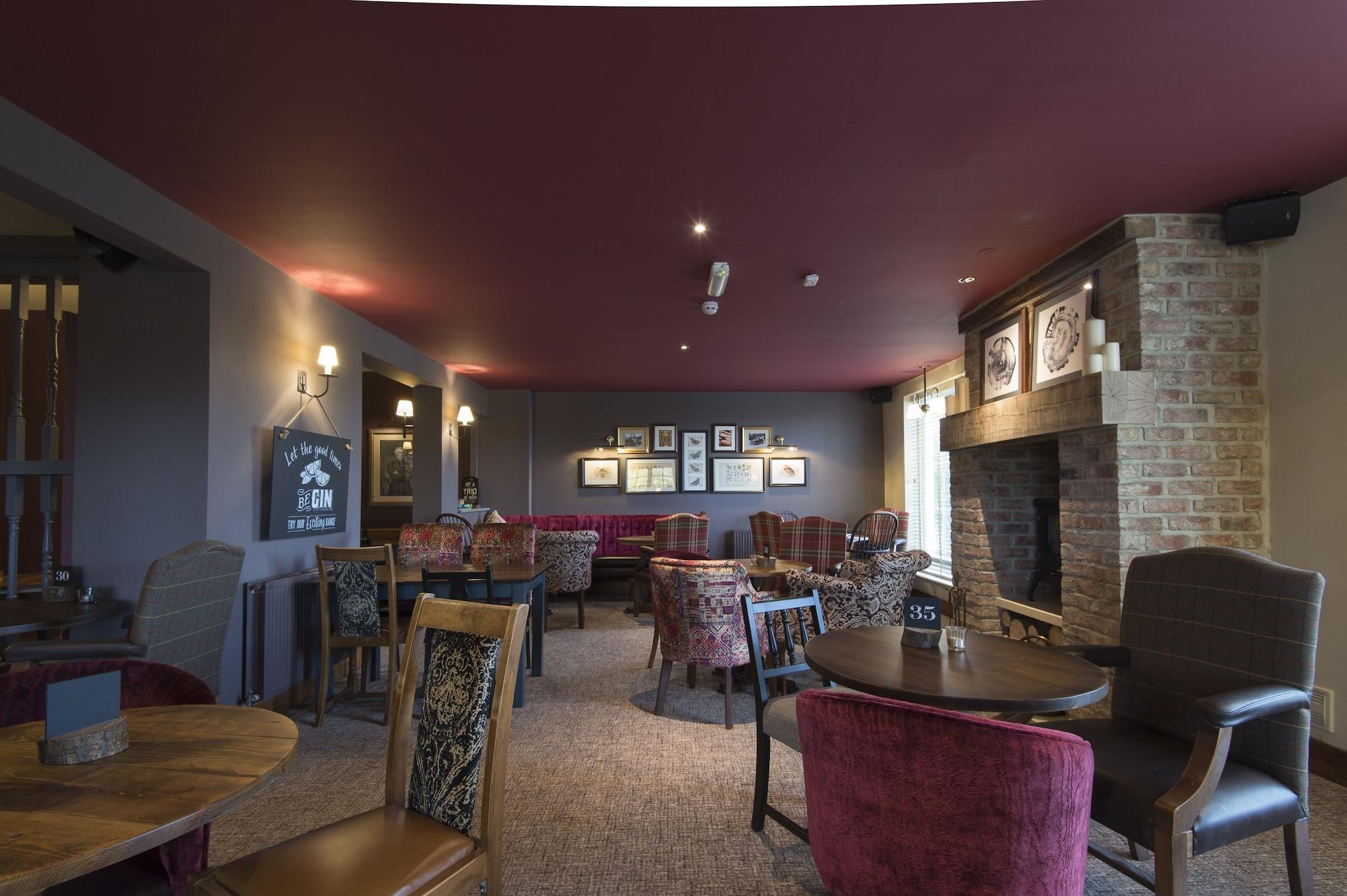 Vista Lobby Owl, Hambleton by Marston's Inns