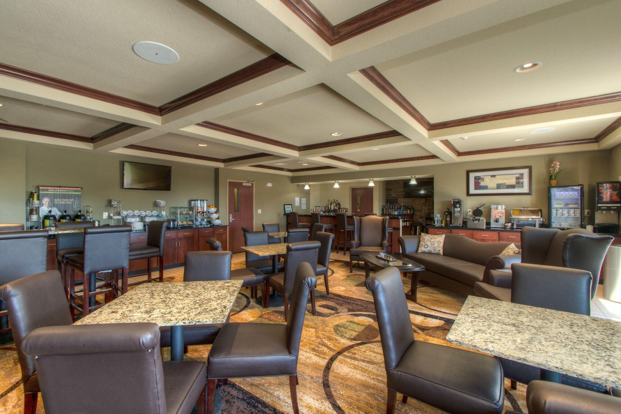 Bar/Salón Cobblestone Inn & Suites - Holyoke