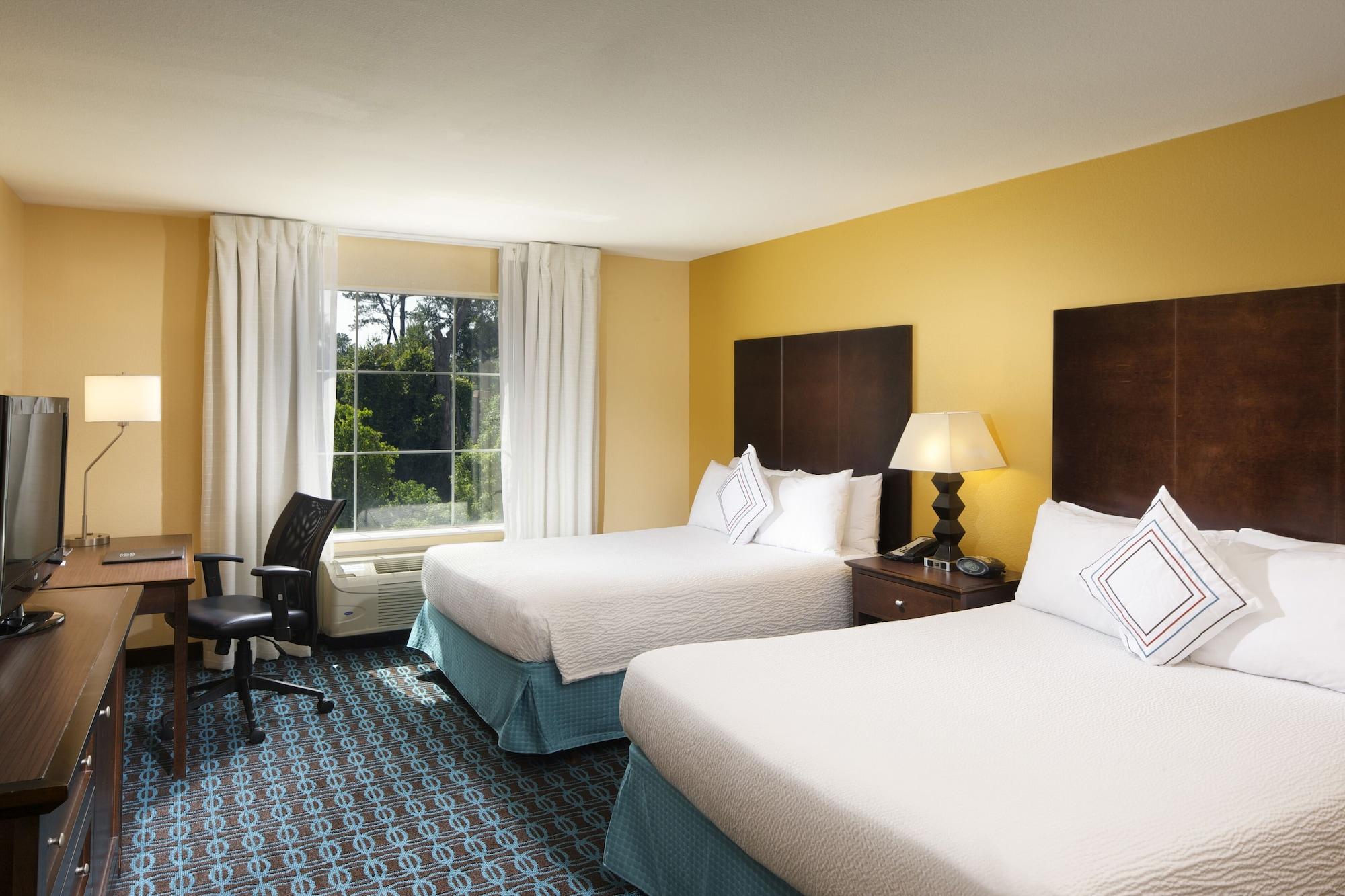 Habitación Fairfield Inn & Suites Houston Intercontinental Airport