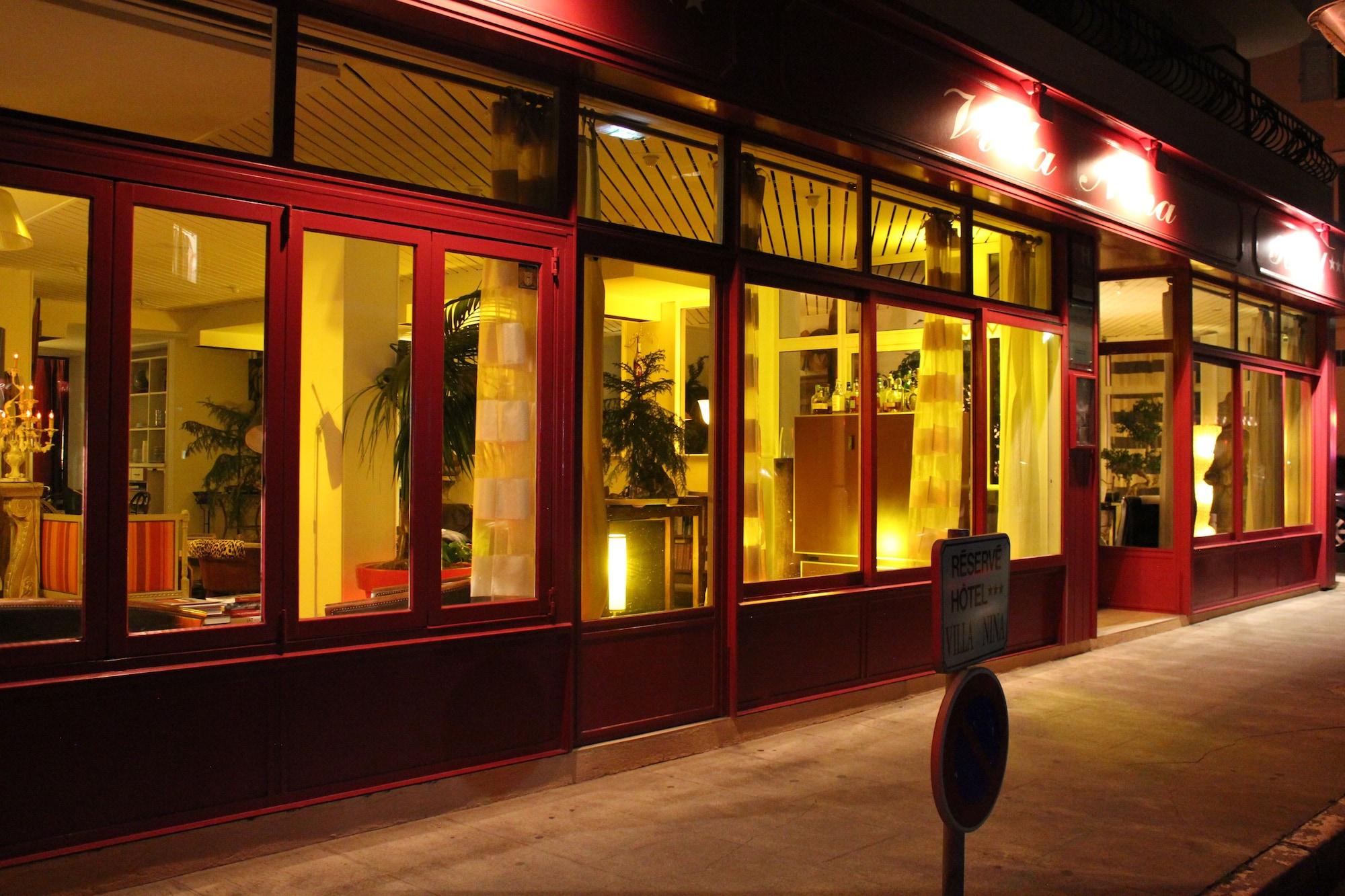 Vista Exterior Villa Nina