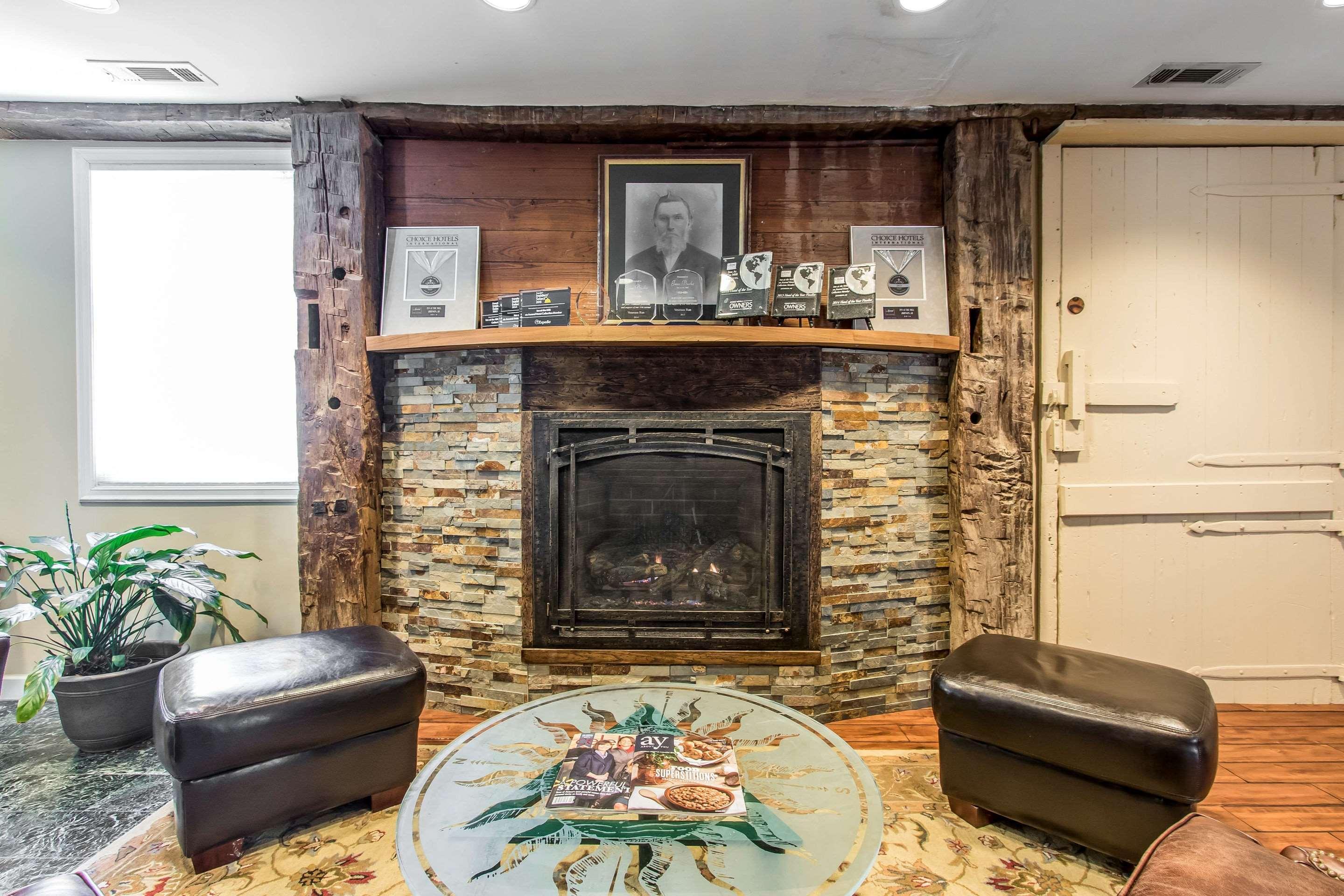 Vista Lobby Inn at the Mill, an Ascend Collection Hotel