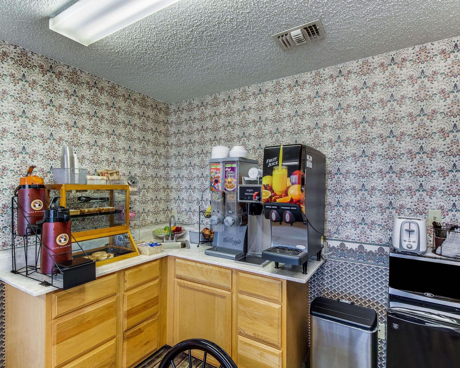 Restaurant Econo Lodge Falfurrias Hwy 281