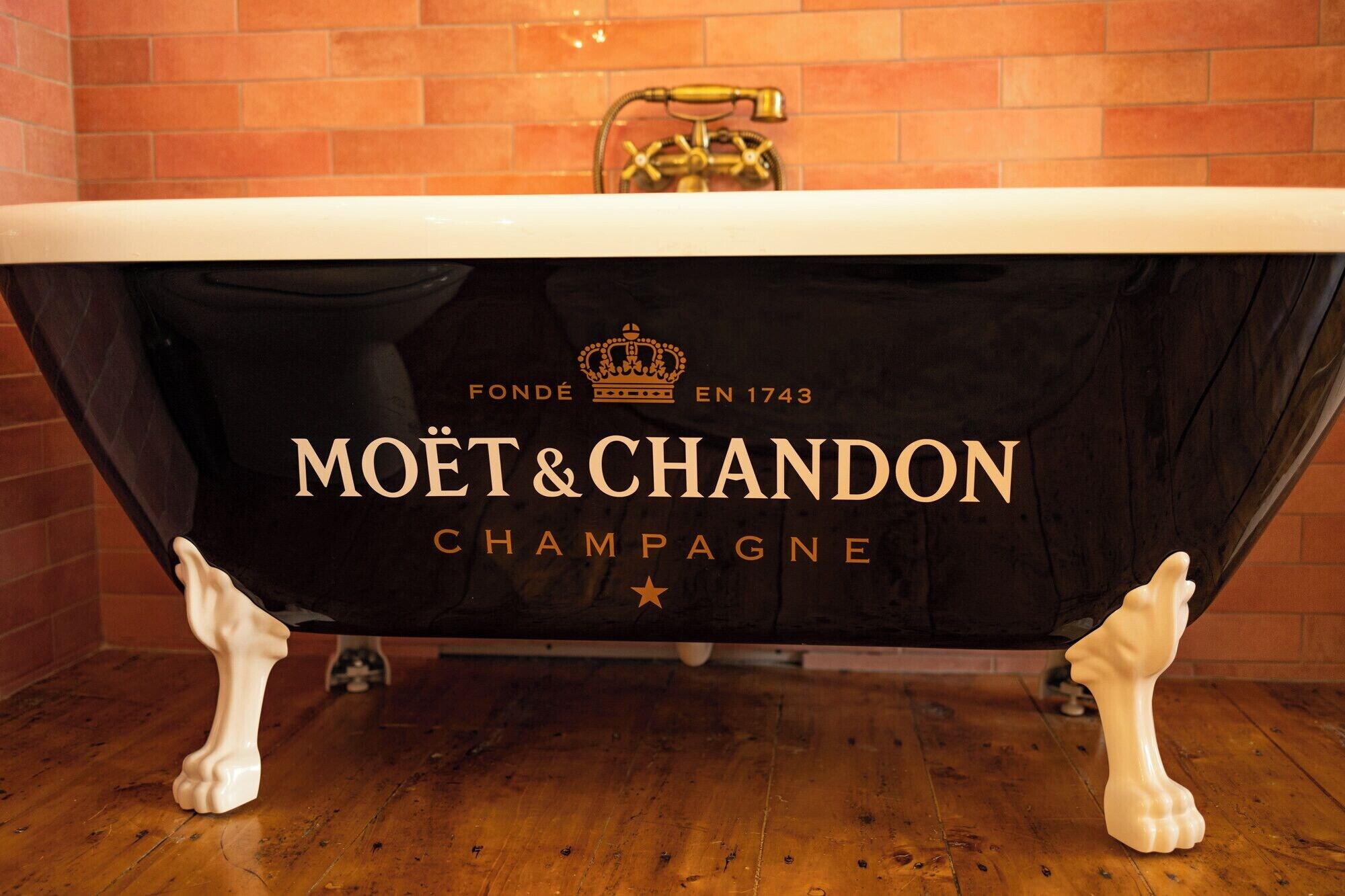Varios Champagne House