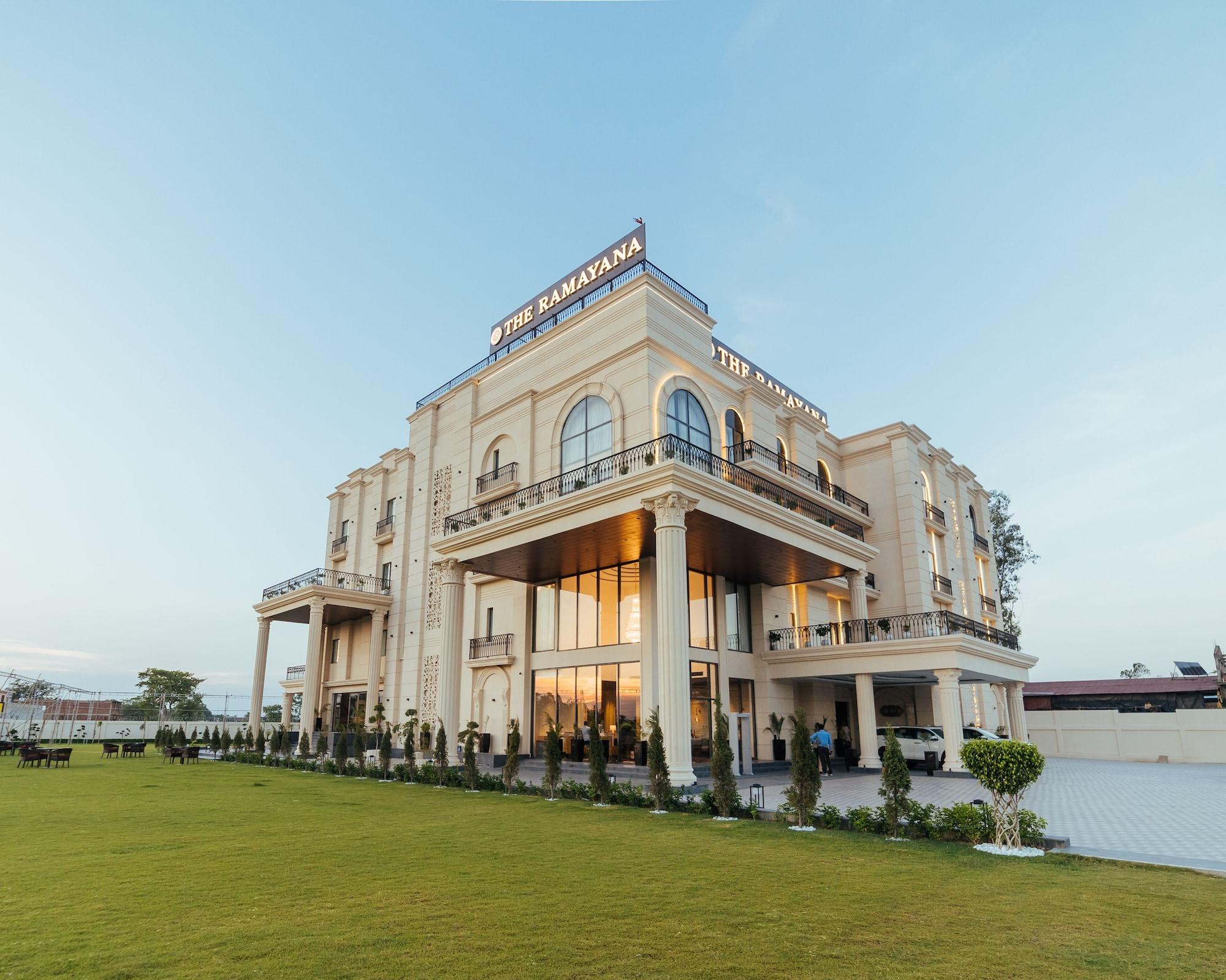 Varios The Ramayana Hotel Ayodhya