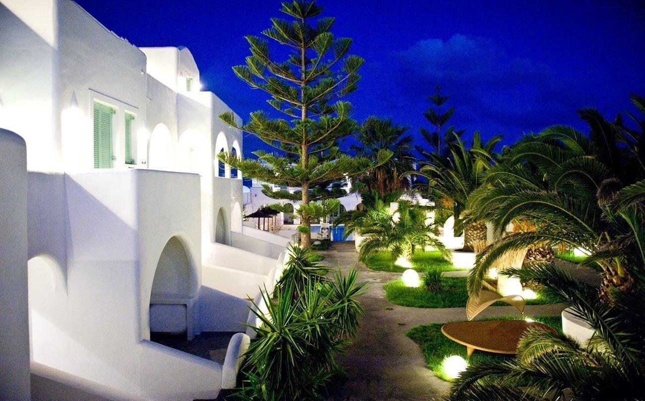Vista Exterior Hotel Daedalus