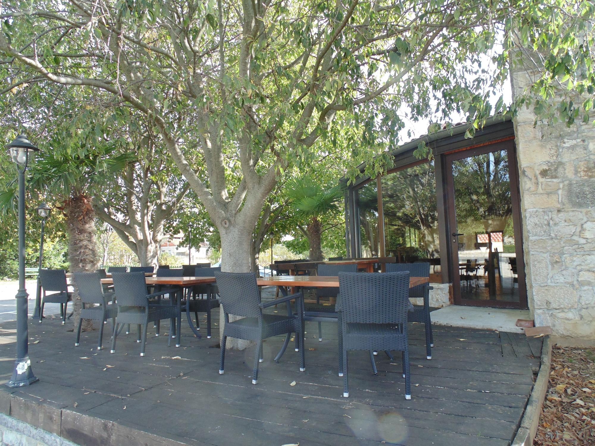 Equipamiento de Habitación Fortuna Hotel & Restaurant